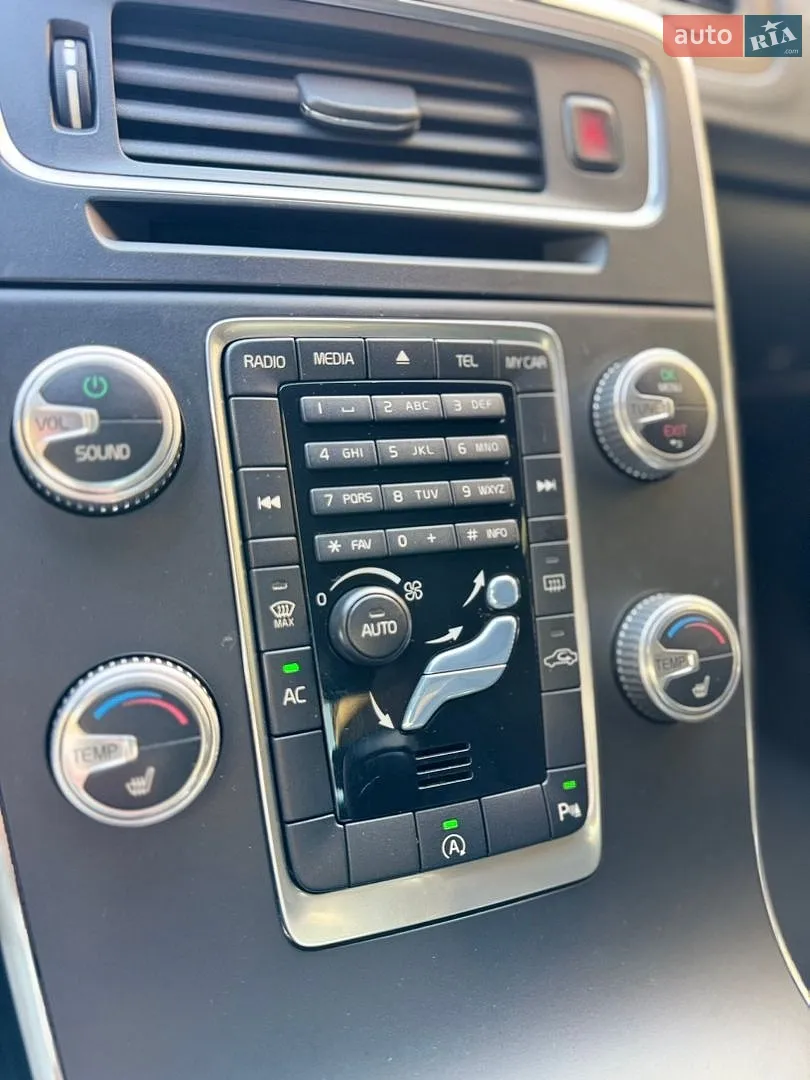 2015 Volvo S60 - мініатюра 8