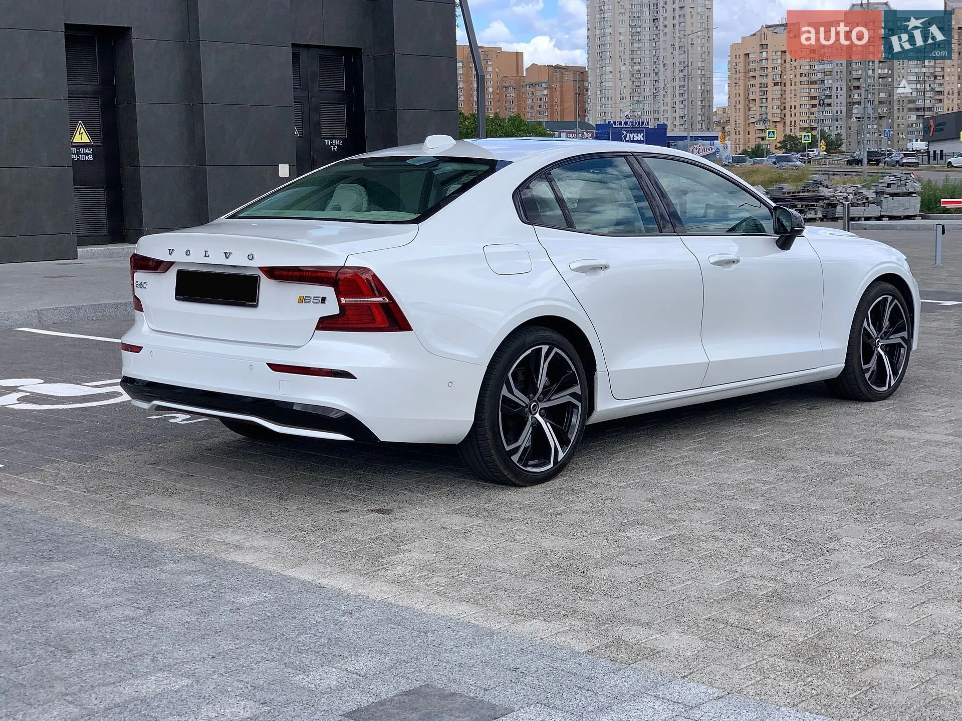 2023 Volvo S60 - мініатюра 7