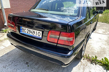 Седан Volvo S70 1998 в Тысменице