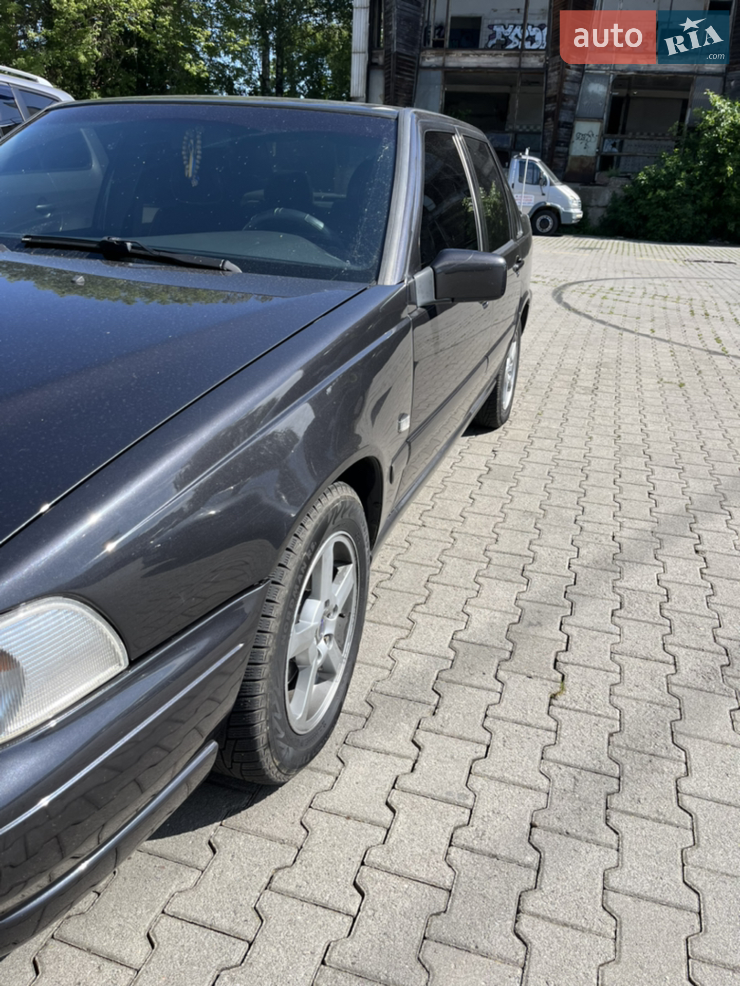 S70