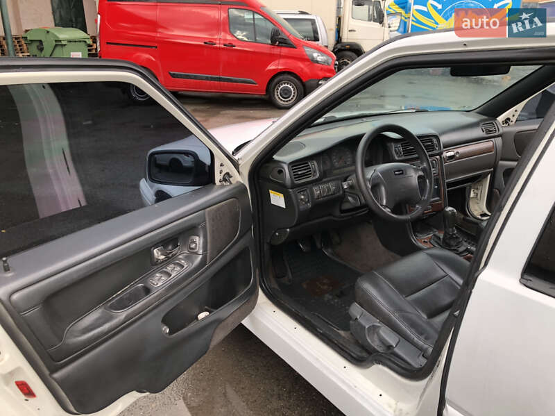 Седан Volvo S70 1997 в Киеве