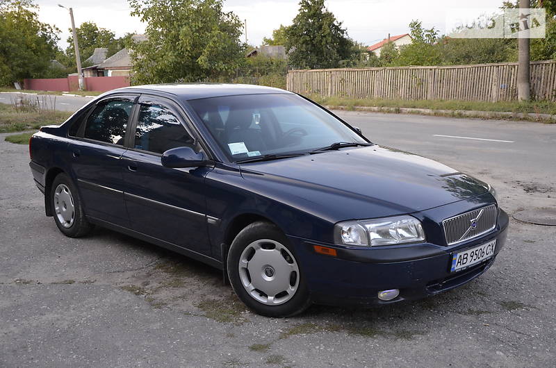 Седан Volvo S80 2000 в Крыжополе