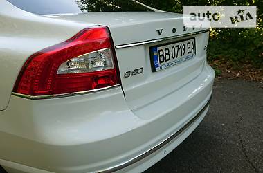 Седан Volvo S80 2013 в Лимане