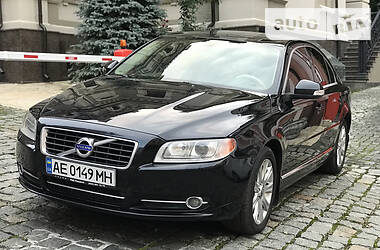 Седан Volvo S80 2010 в Киеве