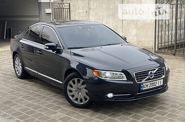 Седан Volvo S80 2010 в Житомирі