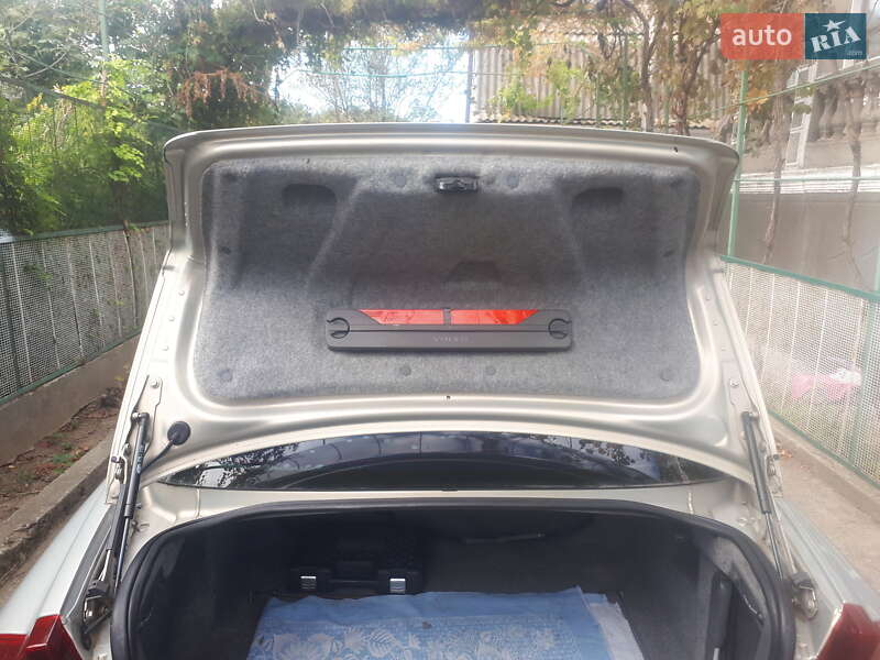 Седан Volvo S80 2002 в Овидиополе