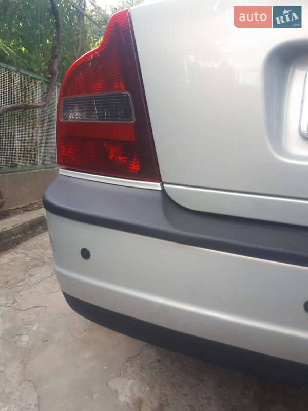 Седан Volvo S80 2002 в Овидиополе