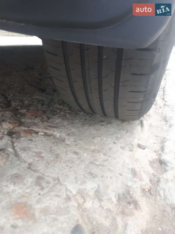 Седан Volvo S80 2002 в Овидиополе