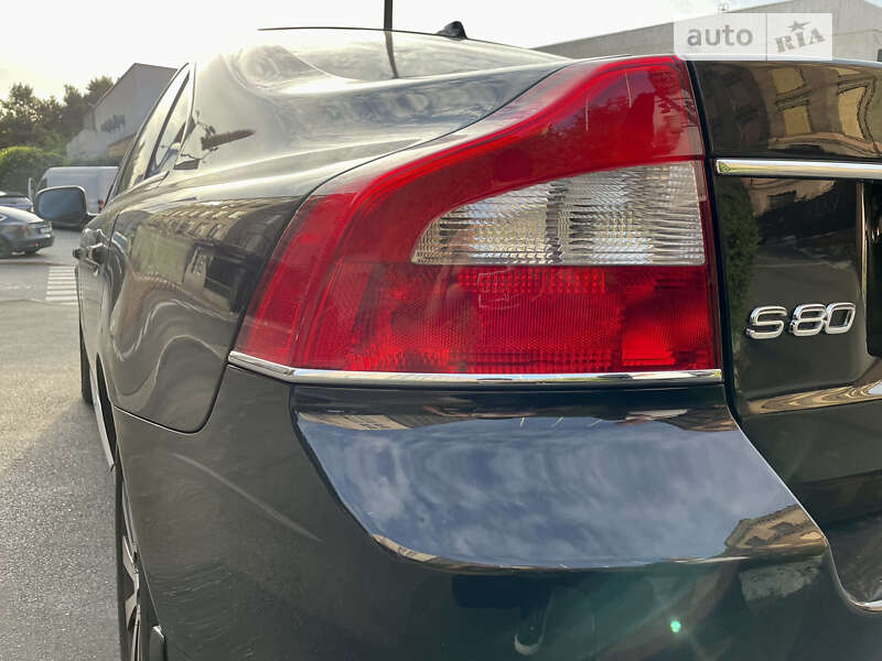 Седан Volvo S80 2012 в Киеве