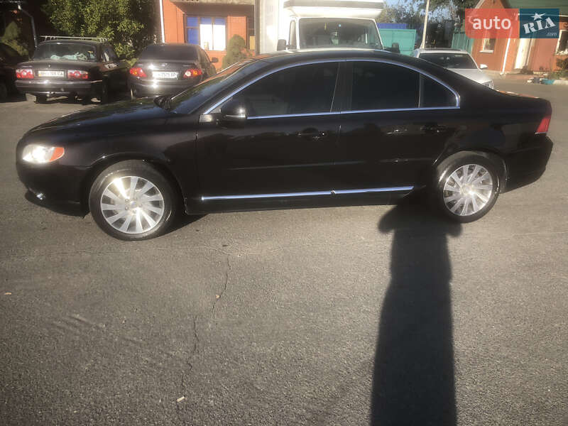 Седан Volvo S80 2012 в Киеве