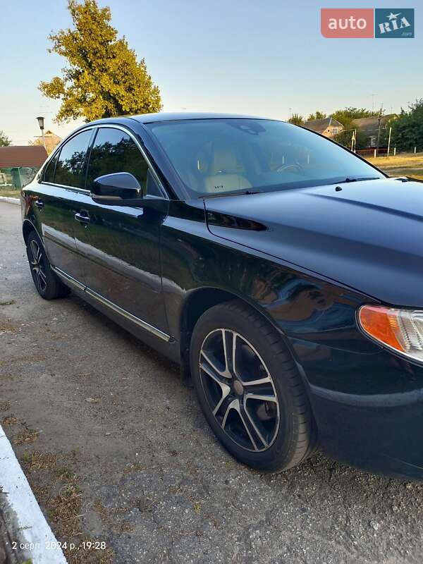 Седан Volvo S80 2013 в Лохвице фото 5 Седан Volvo S80 2013 в Лохвице