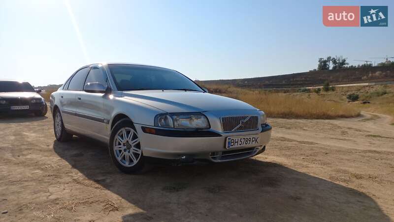 Volvo S80 2001