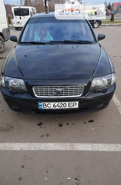 Седан Volvo S80 2003 в Монастыриске