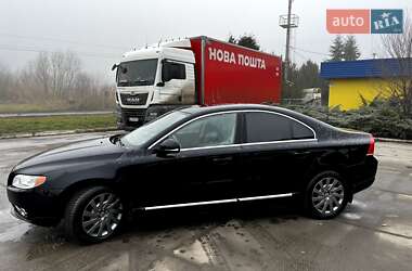 Седан Volvo S80 2011 в Умані