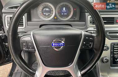 Седан Volvo S80 2011 в 