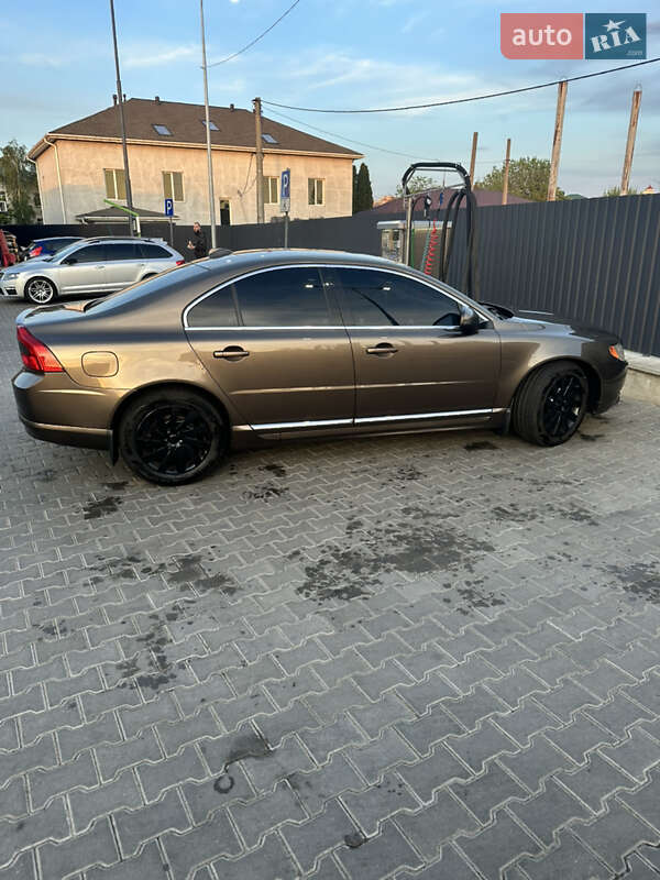 Седан Volvo S80 2012 в Белой Церкви