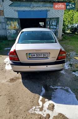 Седан Volvo S80 2000 в 