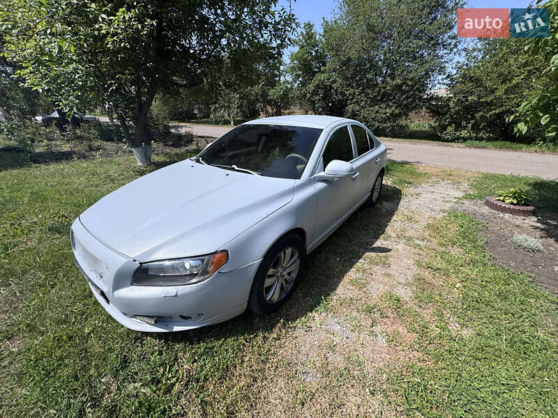 Volvo S80 2012