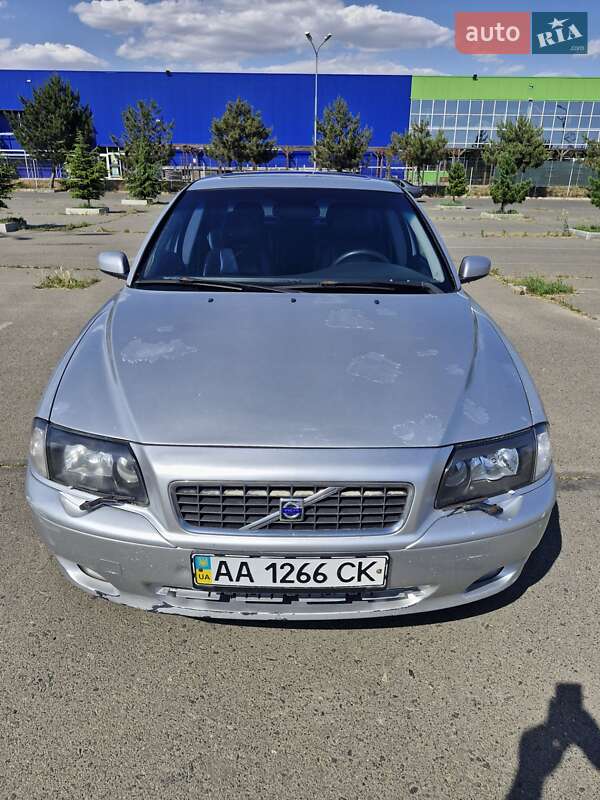 Volvo S80 2004