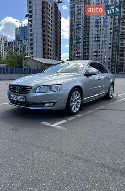 Седан Volvo S80 2016 в Киеве