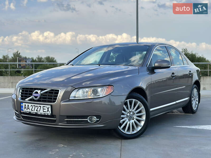Volvo S80 2011