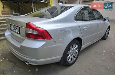 Седан Volvo S80 2011 в 