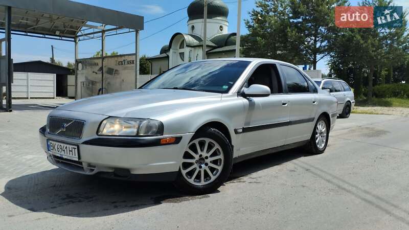 Volvo S80 1999