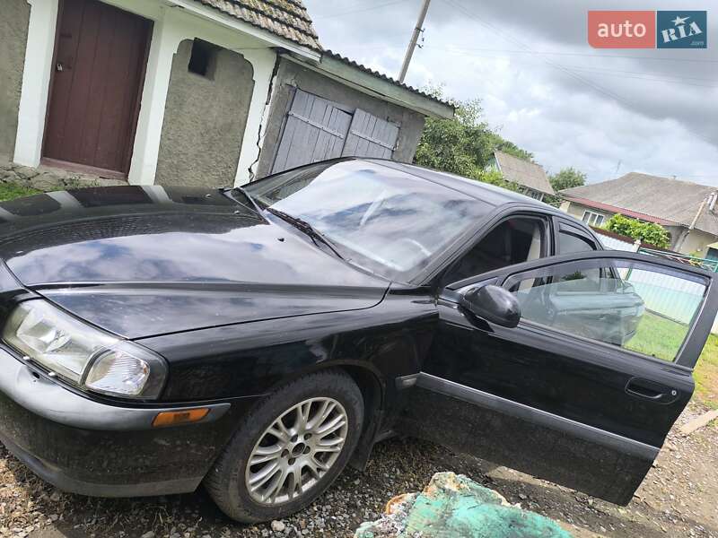 Седан Volvo S80 2000 в Городке
