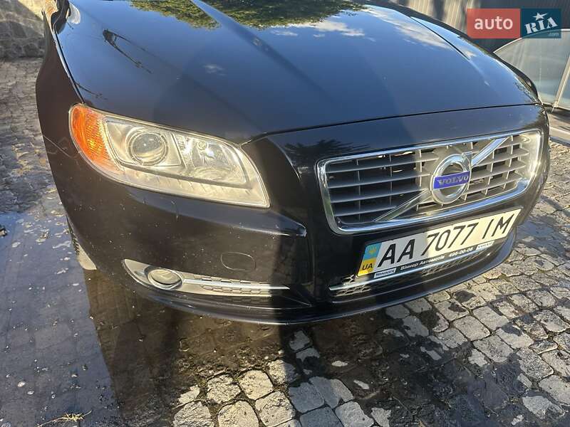 Седан Volvo S80 2010 в Киеве