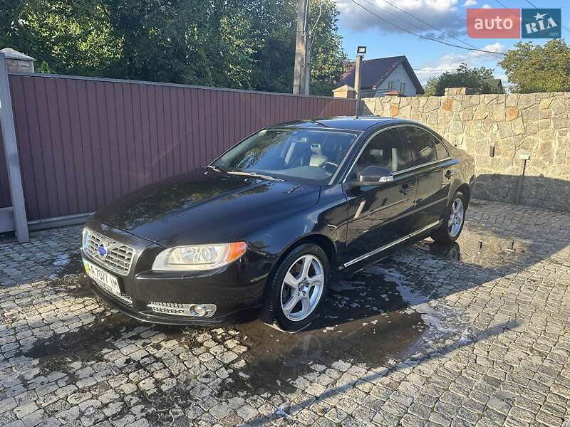 Седан Volvo S80 2010 в Киеве