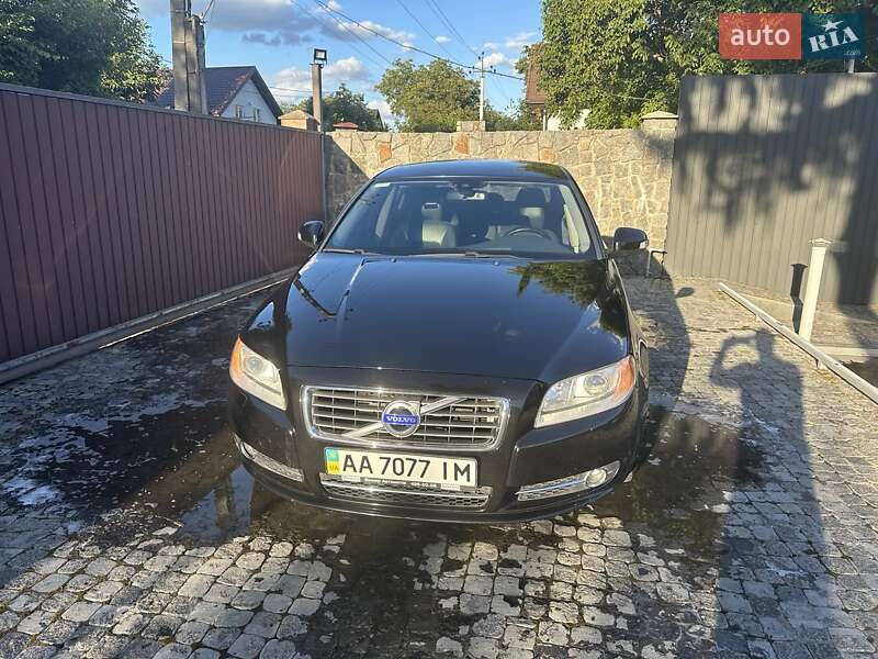 Седан Volvo S80 2010 в Киеве