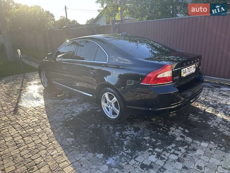 Седан Volvo S80 2010 в Киеве