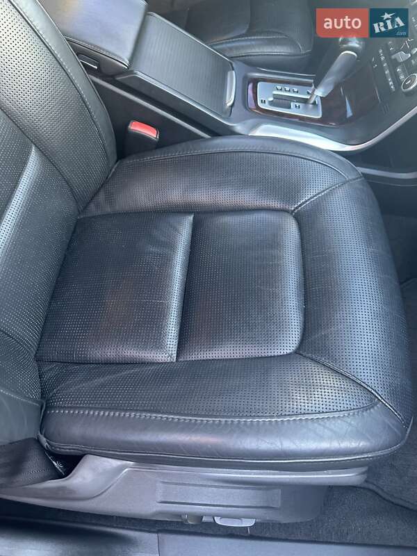 Седан Volvo S80 2010 в Киеве