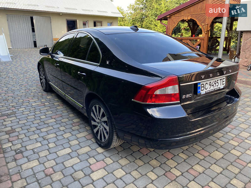 Седан Volvo S80 2012 в Львові
