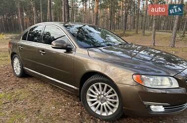 Седан Volvo S80 2014 в Сарнах