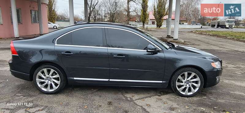 Седан Volvo S80 2014 в Перещепине