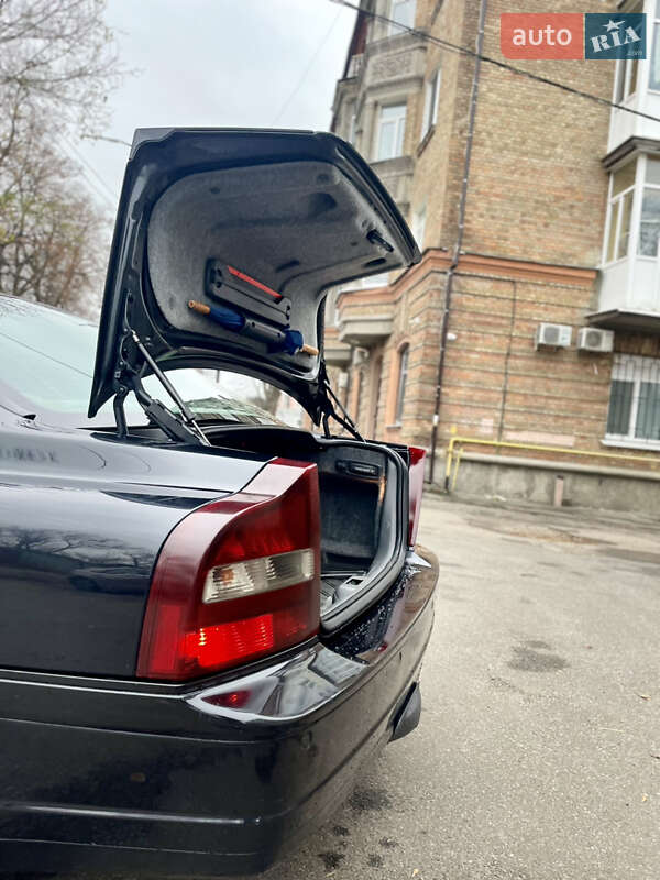 Седан Volvo S80 2003 в Киеве фото 50 Седан Volvo S80 2003 в Киеве