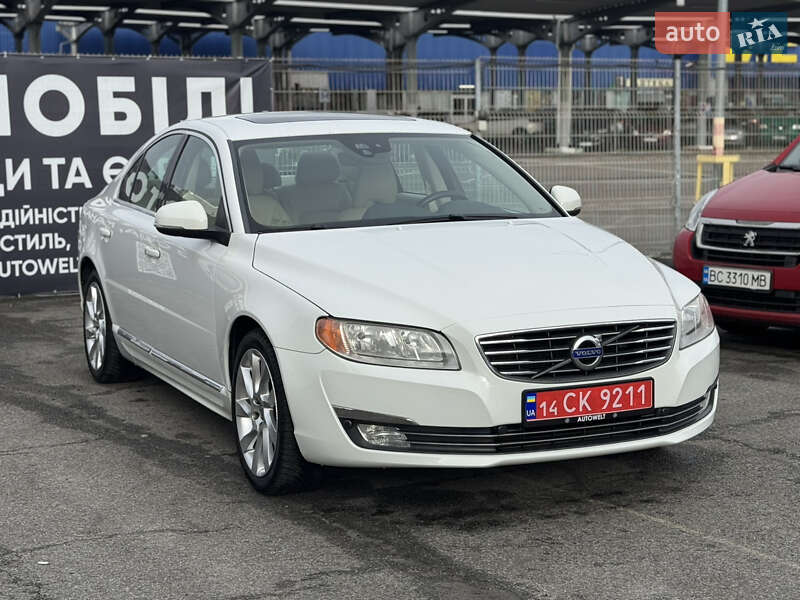 Седан Volvo S80 2015 в Львове