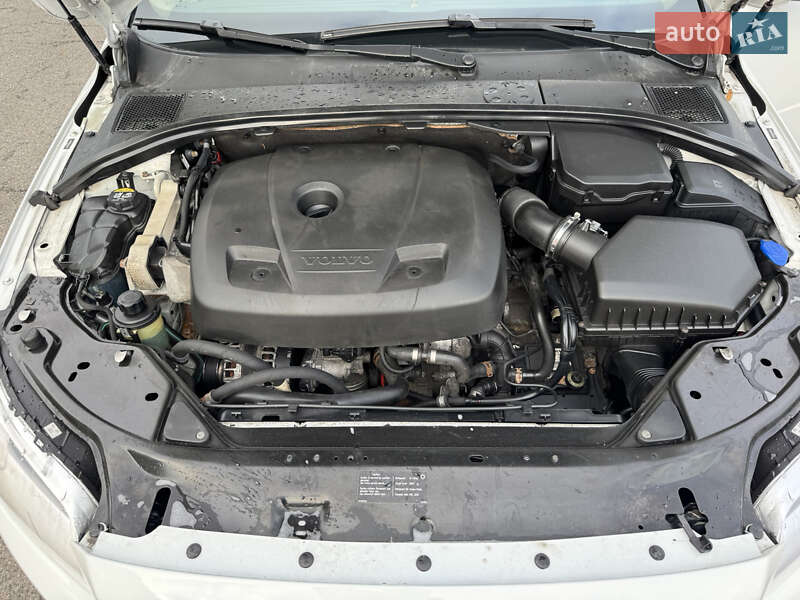 Седан Volvo S80 2015 в Львове