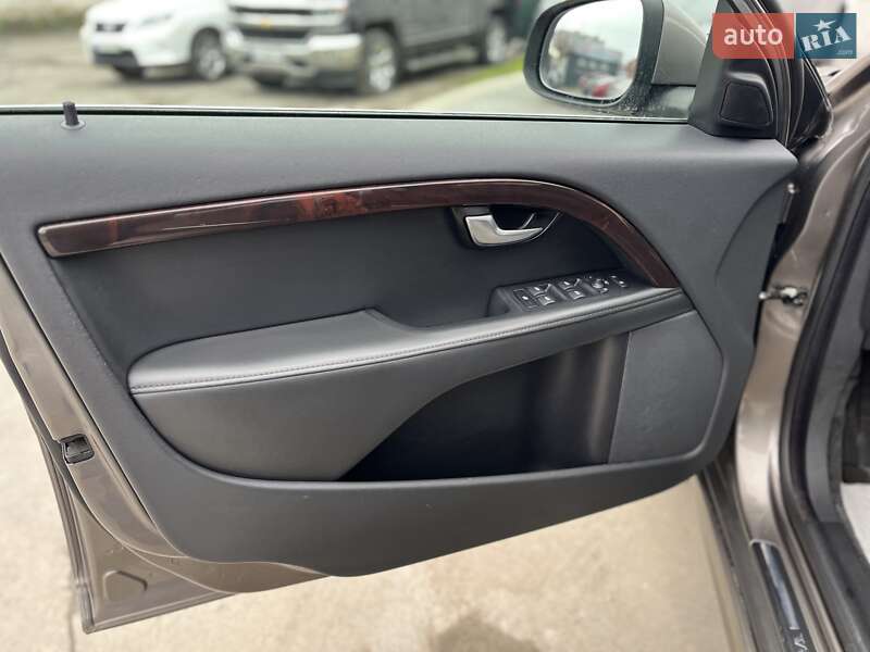 Седан Volvo S80 2010 в Белой Церкви