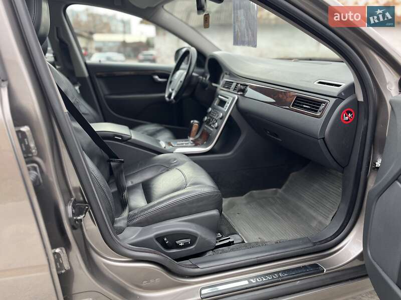 Седан Volvo S80 2010 в Белой Церкви