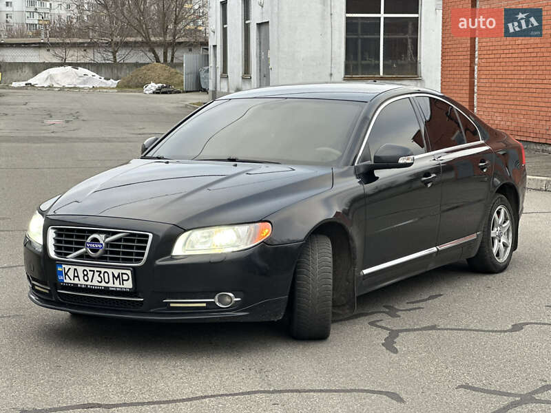 Седан Volvo S80 2010 в Киеве