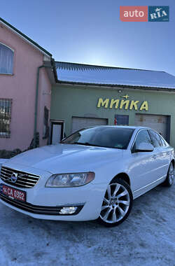Седан Volvo S80 2015 в Рожнятове