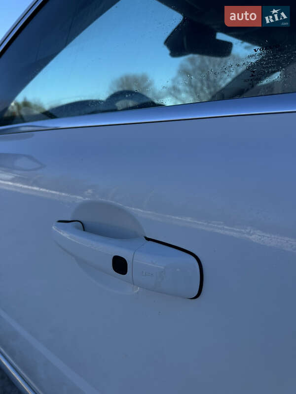 Седан Volvo S80 2015 в Рожнятове