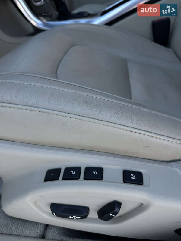 Седан Volvo S80 2015 в Рожнятове