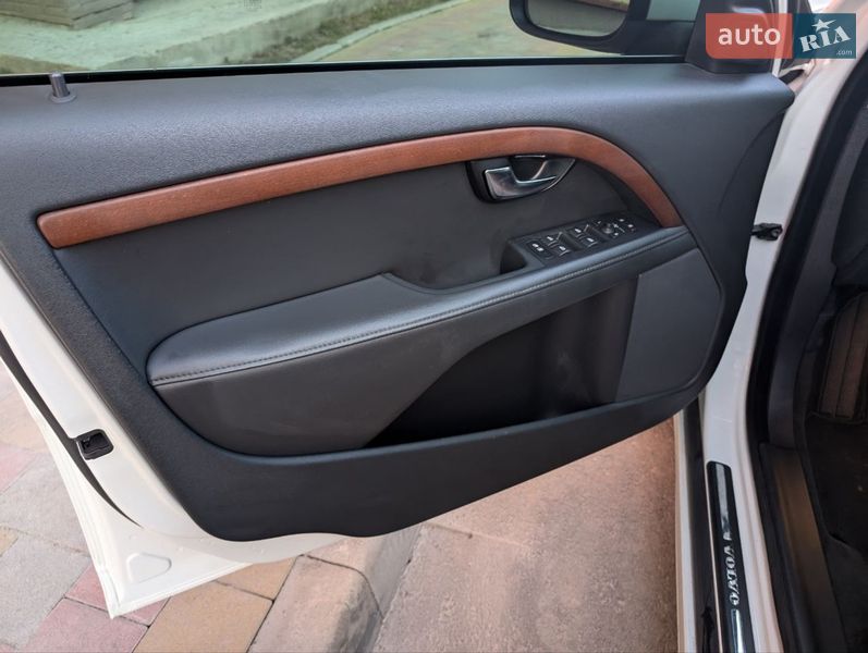 Седан Volvo S80 2016 в Тернополе