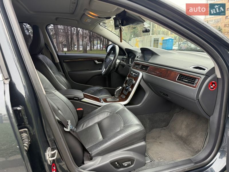 Седан Volvo S80 2013 в Днепре