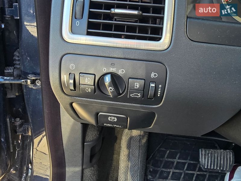 Седан Volvo S80 2010 в Горохове