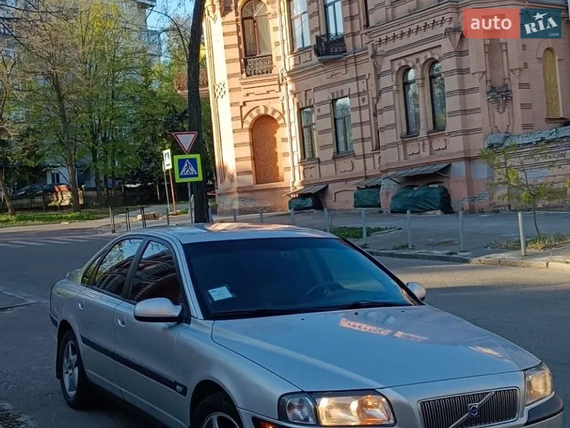 Volvo S80 1999