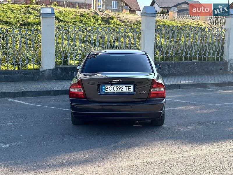 Седан Volvo S80 2000 в Мостиске